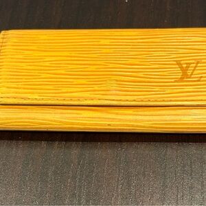 Louis Vuitton YellowTextured EPI 4 Ring Key Holder